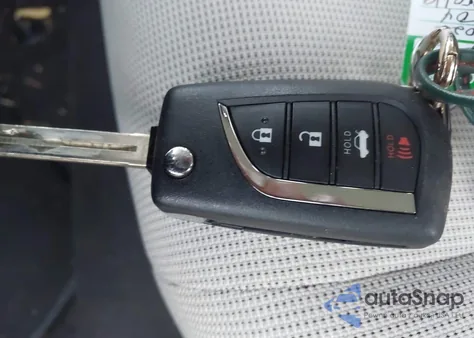 2022 Toyota Corolla Le z USA, uszkodzony, nr VIN 5YFEPMAE4NP305002